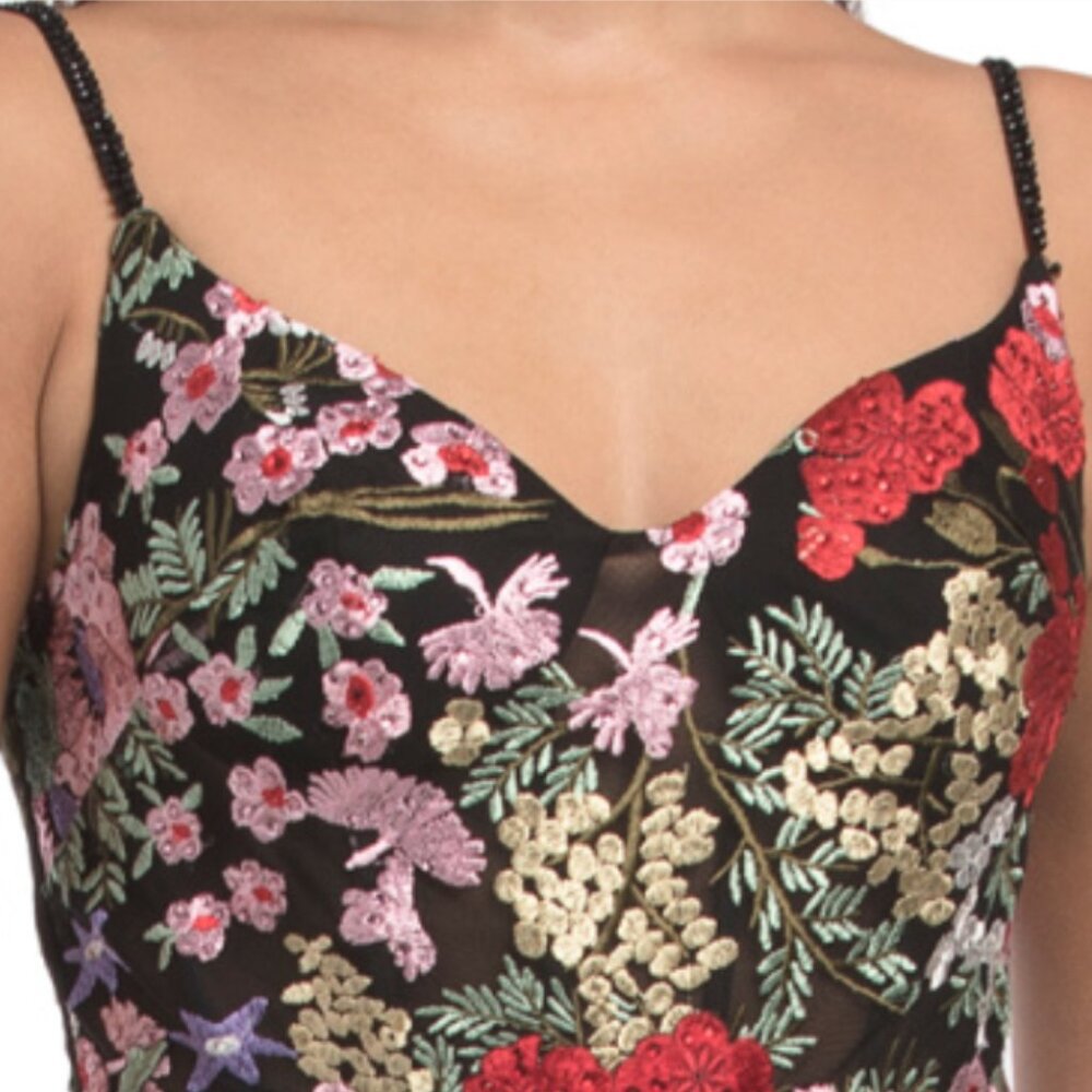 MAC DUGGAL Sleeveless Embroidered Floral Gown - Picture 3 of 5